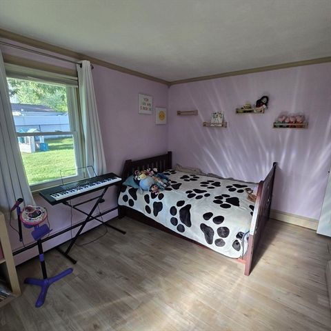 44 Leahy Rd, Brockton, MA 02302