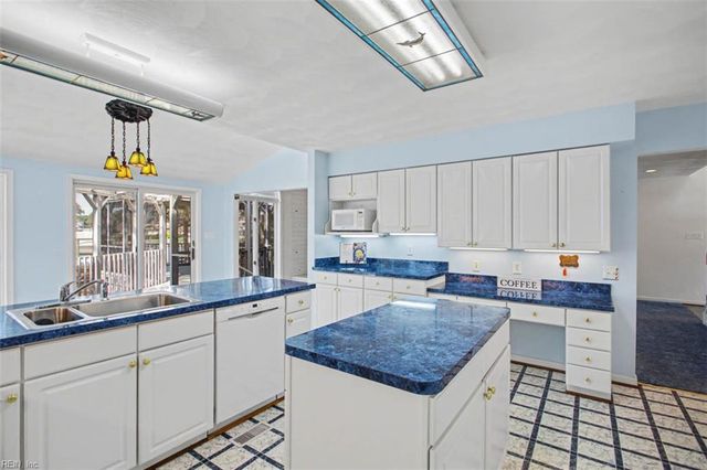 2500 Long Creek DR, Virginia Beach, VA 23451