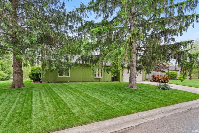 5932 Horseshoe Bend, Fort Wayne, IN 46825