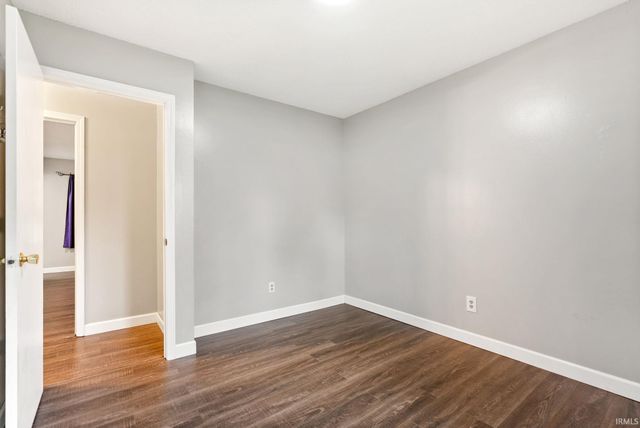 5932 Horseshoe Bend, Fort Wayne, IN 46825