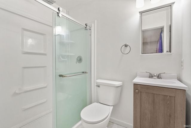 5932 Horseshoe Bend, Fort Wayne, IN 46825