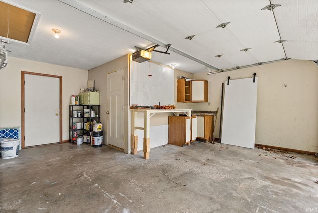5932 Horseshoe Bend, Fort Wayne, IN 46825