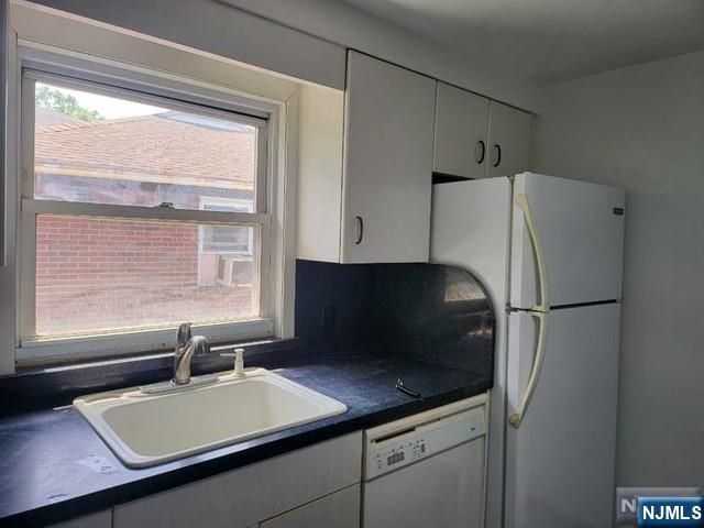 404 9th Street 2, Palisades Park, NJ 07650