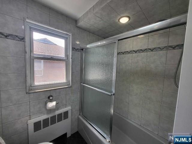 404 9th Street 2, Palisades Park, NJ 07650