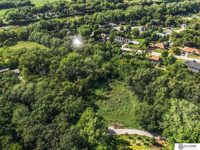 21936 Rustic Ridge Road, Omaha, NE 68022