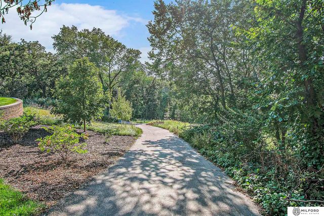 21936 Rustic Ridge Road, Omaha, NE 68022