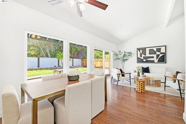 467 Lowell Pl, Fremont, CA 94536