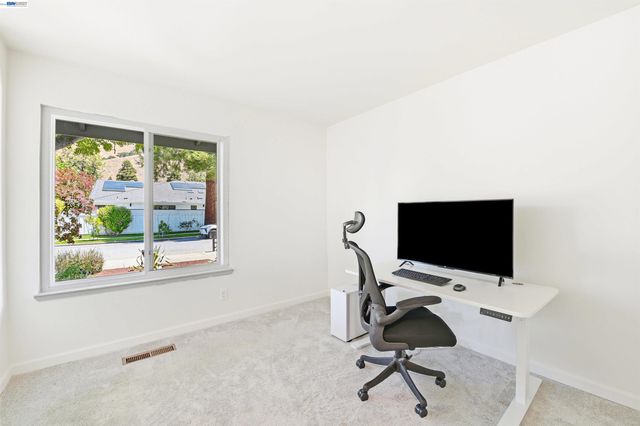 467 Lowell Pl, Fremont, CA 94536