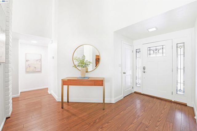 467 Lowell Pl, Fremont, CA 94536
