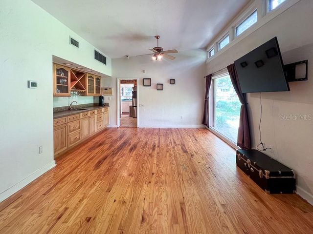 411 NW 26TH STREET, Gainesville, FL 32607