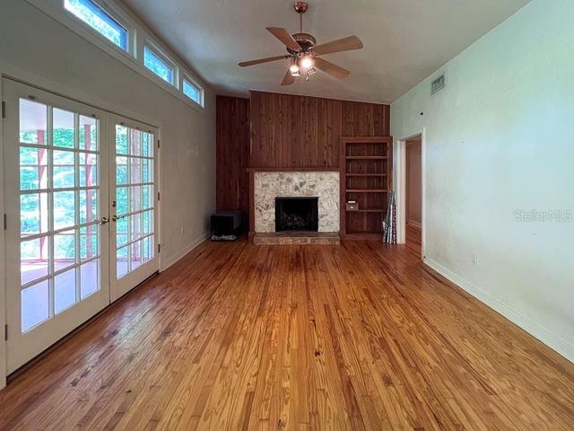 411 NW 26TH STREET, Gainesville, FL 32607