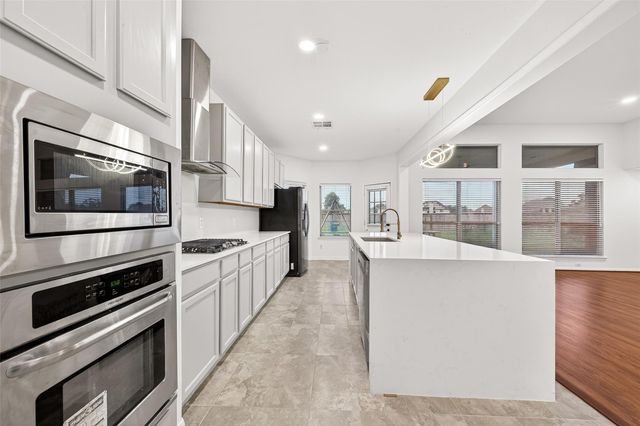 22303 Naple Hollow Lane, Richmond, TX 77469