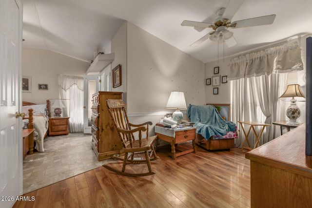 2035 E CARLISE Road, Phoenix, AZ 85086