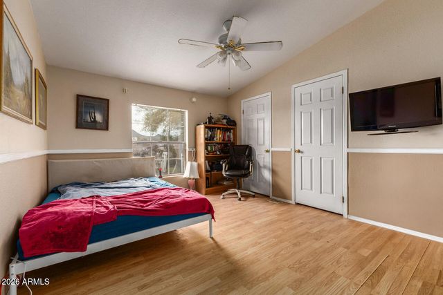 2035 E CARLISE Road, Phoenix, AZ 85086