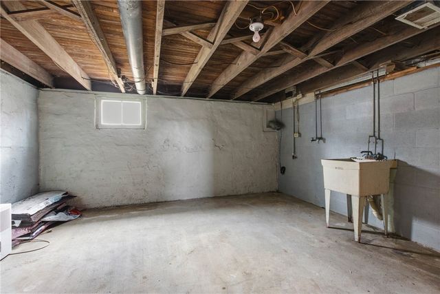 1809 Garfield St, Aliquippa, PA 15001