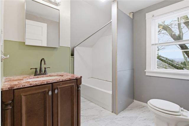 1809 Garfield St, Aliquippa, PA 15001