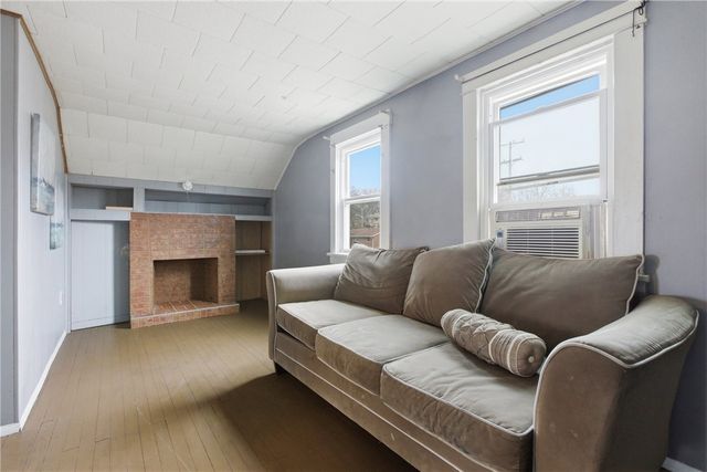 1809 Garfield St, Aliquippa, PA 15001