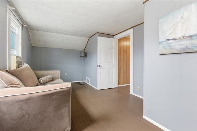 1809 Garfield St, Aliquippa, PA 15001