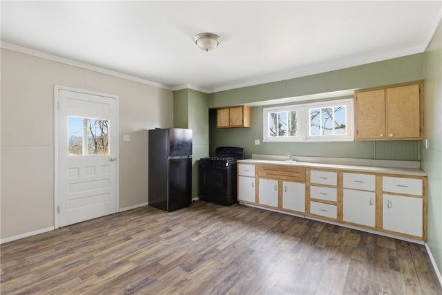 1809 Garfield St, Aliquippa, PA 15001