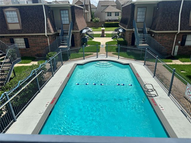 1751 Moritz Drive 206, Houston, TX 77055