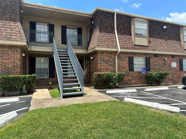 1751 Moritz Drive 206, Houston, TX 77055