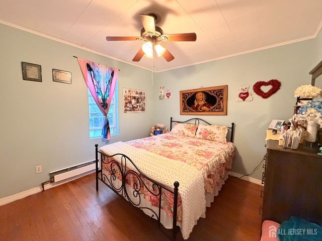 44 East Tappen Street, Port Reading, NJ 07064