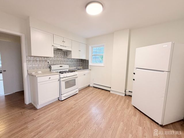 44 East Tappen Street, Port Reading, NJ 07064