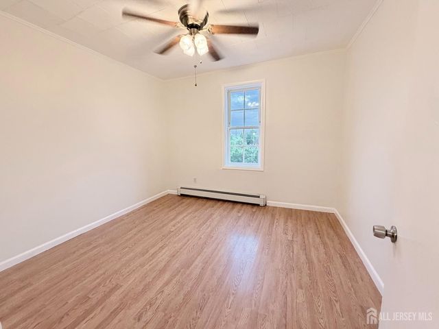 44 East Tappen Street, Port Reading, NJ 07064