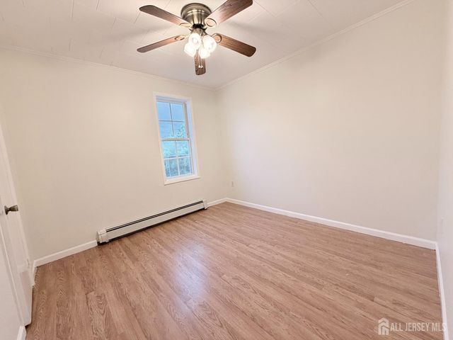 44 East Tappen Street, Port Reading, NJ 07064