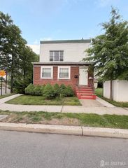 44 East Tappen Street, Port Reading, NJ 07064