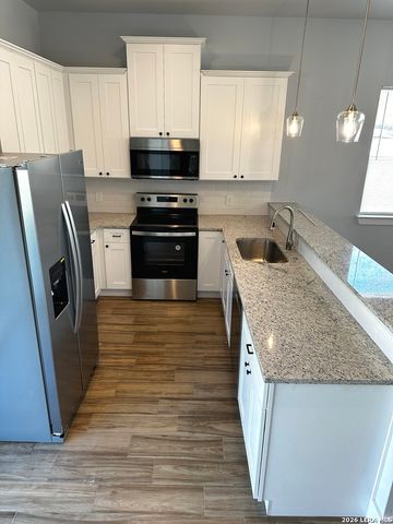 327 Ebner St Unit A, Boerne, TX 78006