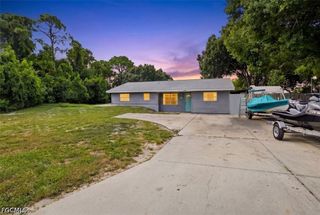 3100 8th ST W, Lehigh Acres, FL 33971