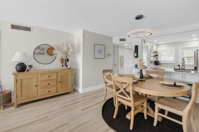 2809 Florida Boulevard 310, Delray Beach, FL 33483