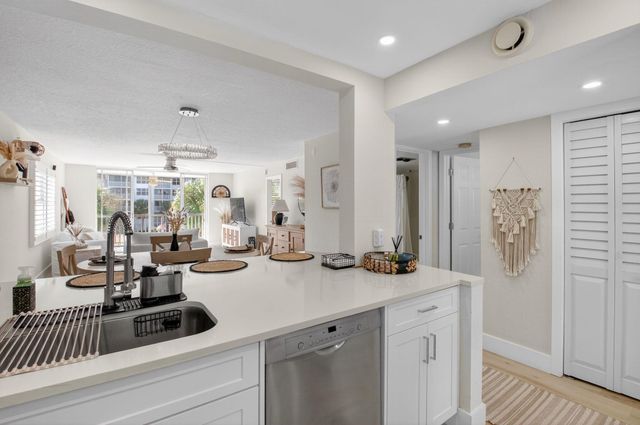 2809 Florida Boulevard 310, Delray Beach, FL 33483