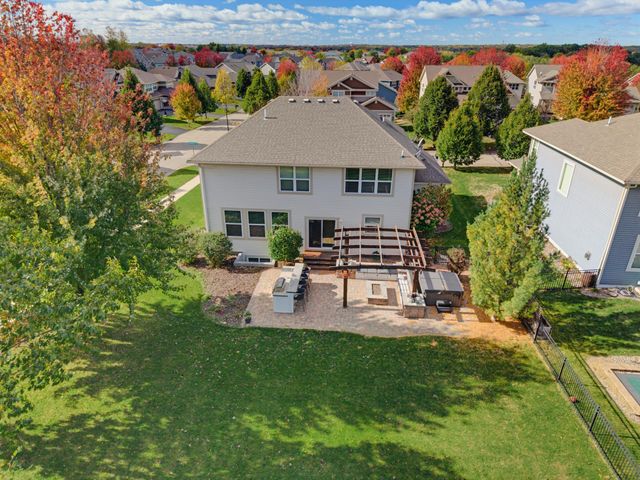 3471 Ridgestone Circle, Woodbury, MN 55129
