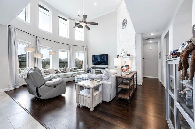 15518 Kinder Bluff Lane, Cypress, TX 77429