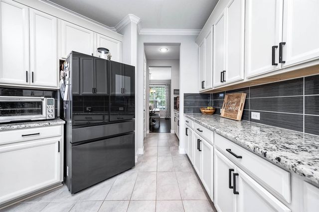 15518 Kinder Bluff Lane, Cypress, TX 77429