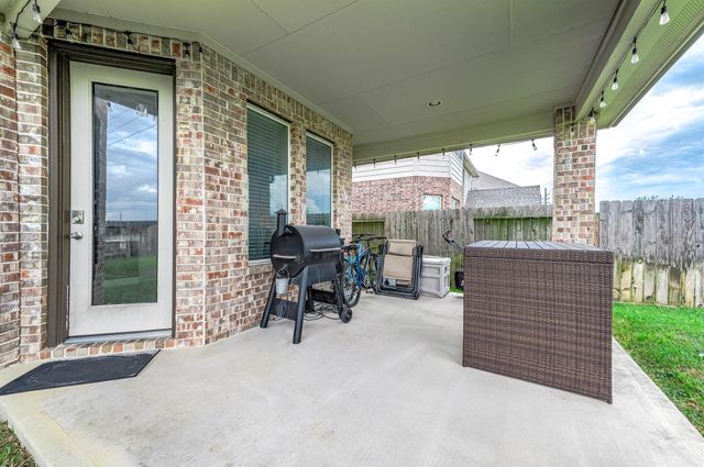 15518 Kinder Bluff Lane, Cypress, TX 77429