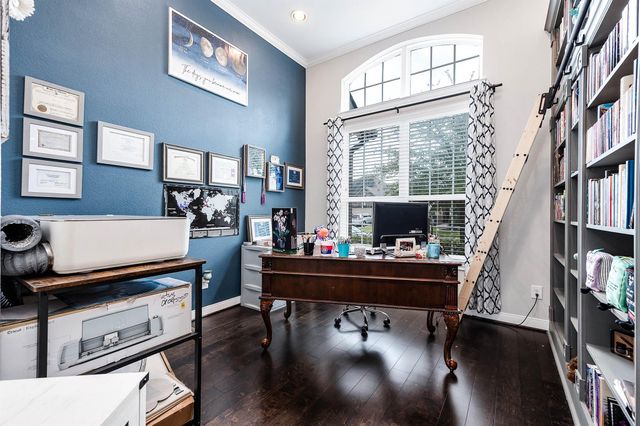 15518 Kinder Bluff Lane, Cypress, TX 77429