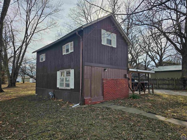 613 Lincoln ST, Osage City, KS 66523