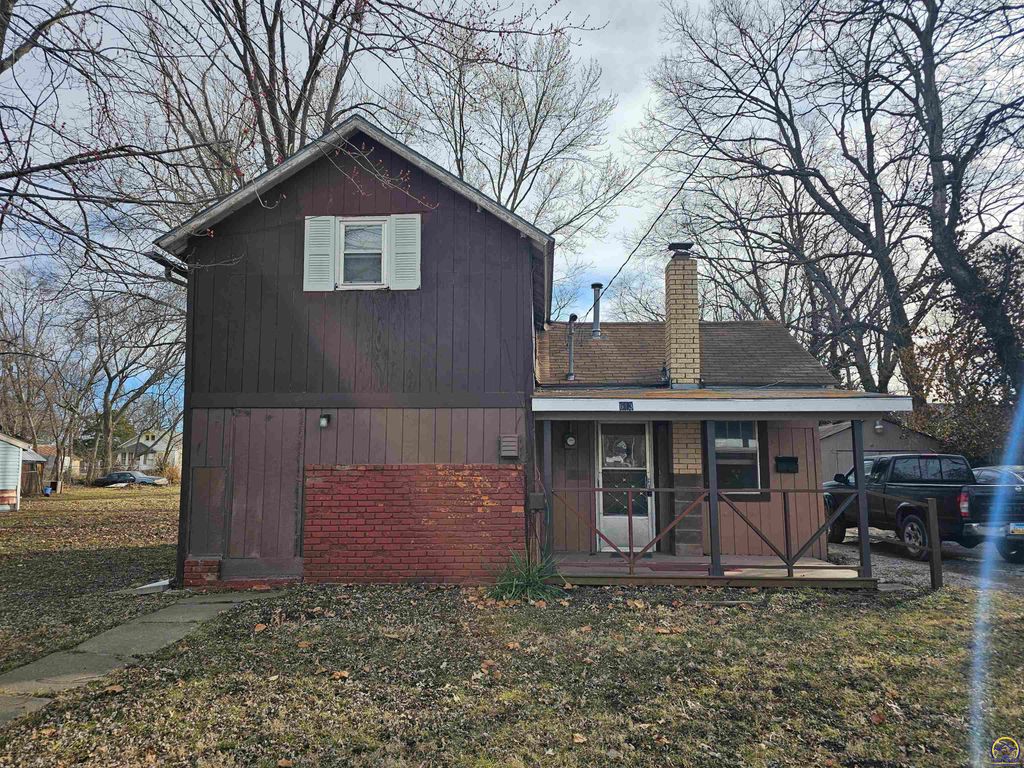 613 Lincoln ST, Osage City, KS 66523