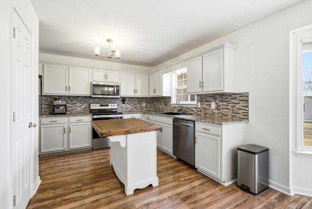 1038 Patriot Dr, Spring Hill, TN 37174