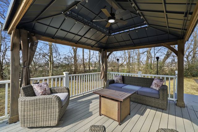 1038 Patriot Dr, Spring Hill, TN 37174