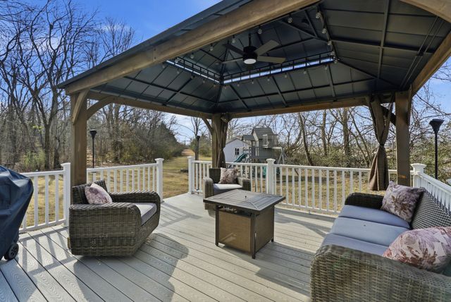 1038 Patriot Dr, Spring Hill, TN 37174