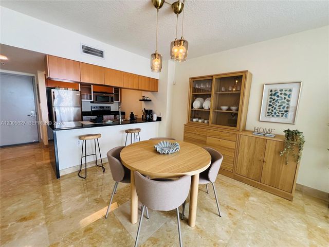 1750 N Bayshore Dr 2511, Miami, FL 33132