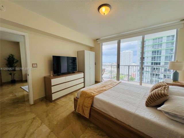 1750 N Bayshore Dr 2511, Miami, FL 33132