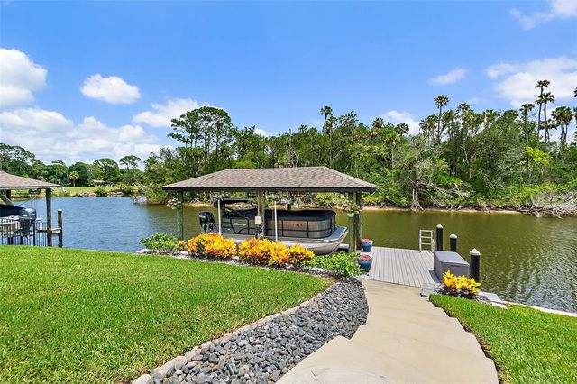 38 COUNTRY CLUB HARBOR CIRCLE, Palm Coast, FL 32137