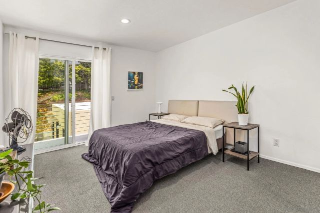 6540 Persa St, Carlsbad, CA 92009