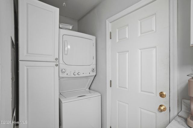 304 Parkway Drive, Wilmington, NC 28409