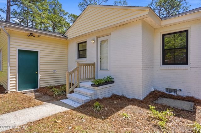 304 Parkway Drive, Wilmington, NC 28409